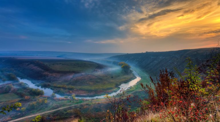 Cele mai spectaculoase peisaje naturale din România